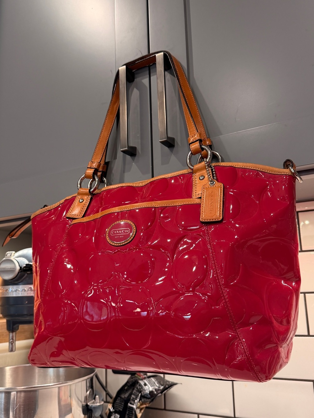 Coach Peyton 2012 Embossed Barbie Pink Patent Leather Crossbody Tote Bag - Picture 2 of 13